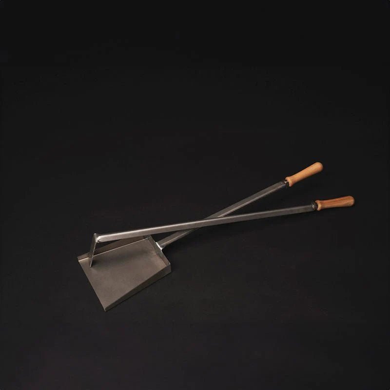 Asamodo Grillbesteck - Schaufel und Schürhaken - grillstir.comAsamodo Grillbesteck - Schaufel und SchürhakenGrillzubehörAsamodogrillstir.com