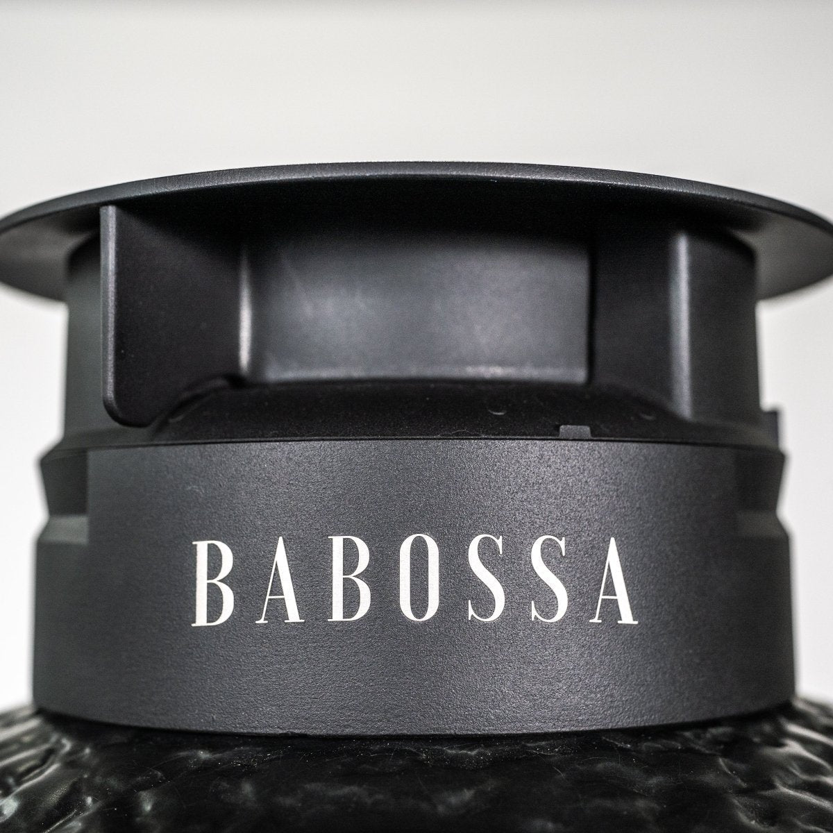 BABOSSA EMBER PRO SERIES - grillstir.comBABOSSA EMBER PRO SERIES Holzkohle GrillBABOSSAgrillstir.com