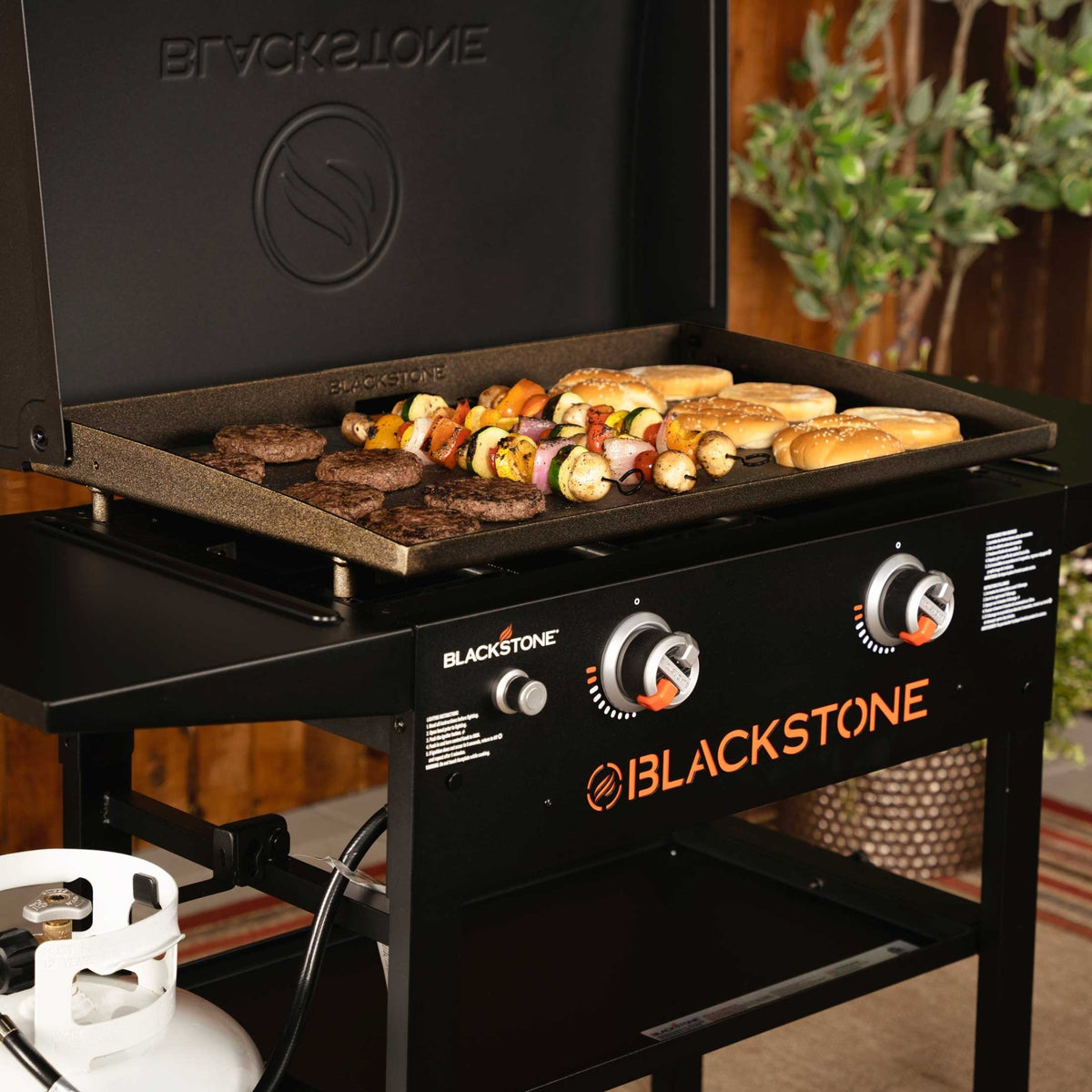 Blackstone 28″ Griddle Grillstation mit Deckel - grillstir.comBlackstone 28″ Griddle Grillstation mit DeckelBlackstonegrillstir.com