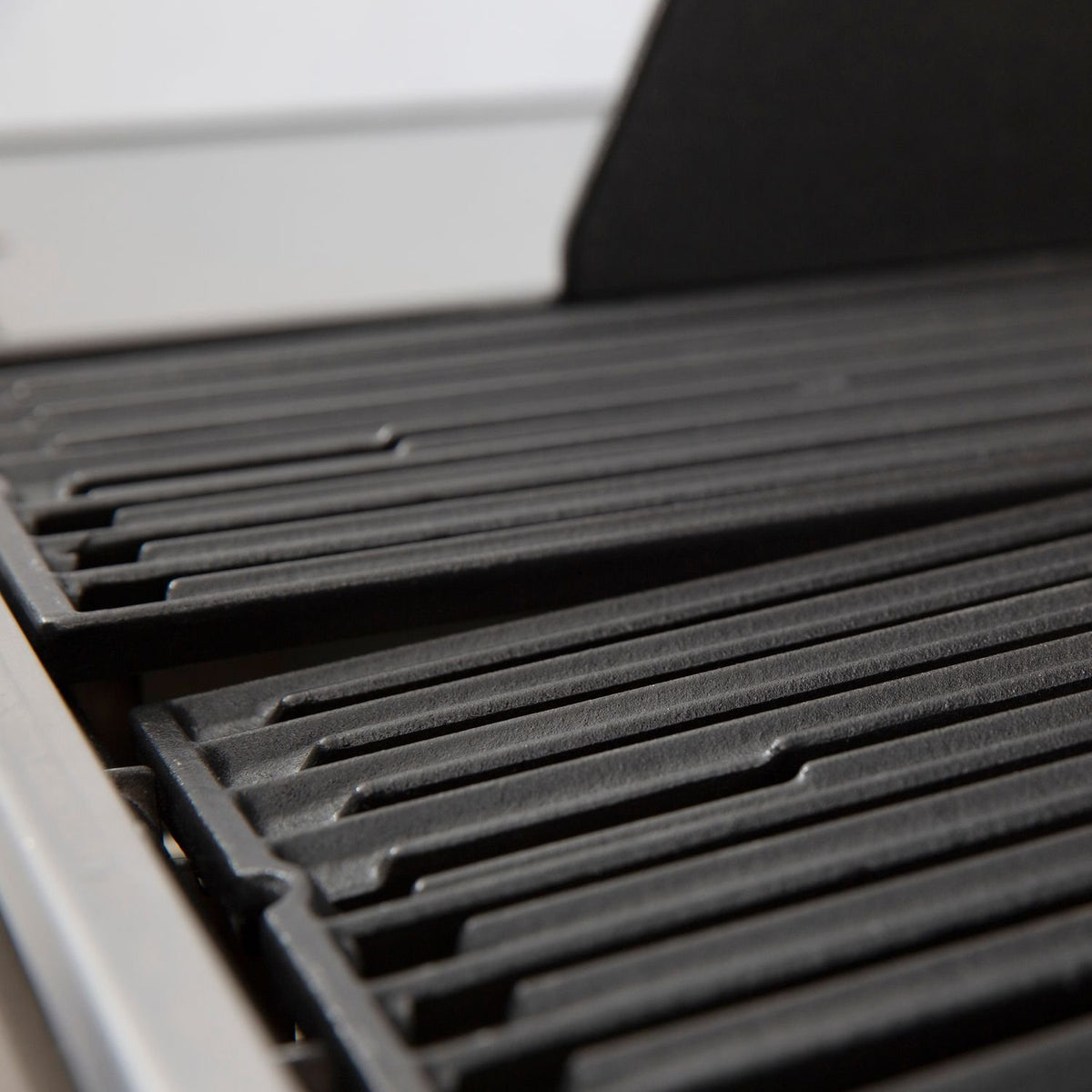 Broil King Baron S 590 IR inklusive Drehspieß & Infrarotbrenner - grillstir.comBroil King Baron S 590 IR inklusive Drehspieß & InfrarotbrennerBroil Kinggrillstir.com8769820062703769820
