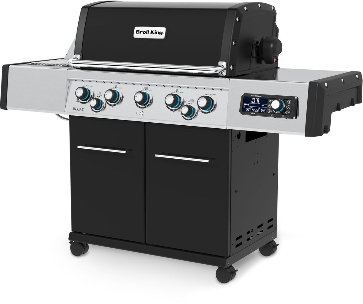 Broil King Regal Q 590 IR Smart Grill mit iQue™ - grillstir.comBroil King Regal Q 590 IR Smart Grill mit iQue™Broil Kinggrillstir.com6882820062703882826