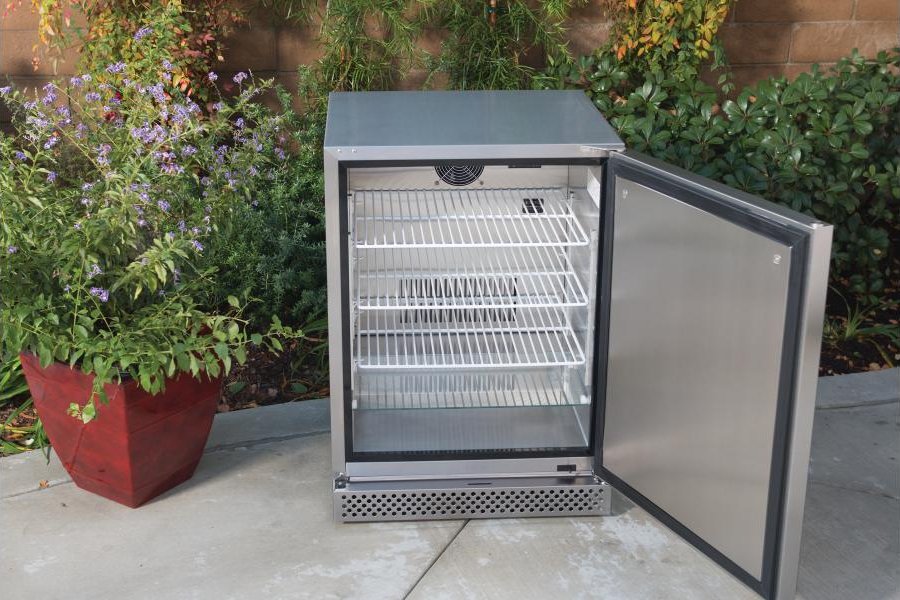 Bull Kühlschrank, Premium - grillstir.comBull Kühlschrank, PremiumBullgrillstir.comBU13700CE