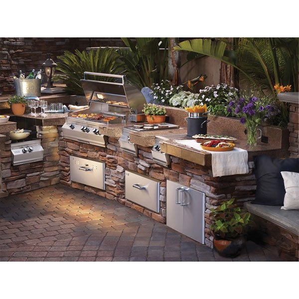 Fire Magic Echelon E1060I Einbaugrill, inkl. Drehspieß - grillstir.comFire Magic Echelon E1060I Einbaugrill, inkl. DrehspießFireMagicgrillstir.comE1060I - 8E1P - W0061965507601