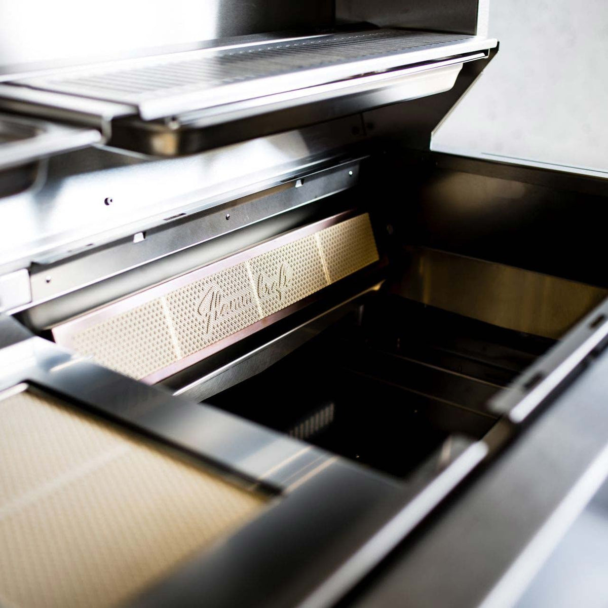 Flammkraft Gasgrill Block D Gen.5 Elfenbeinschwarz - grillstir.comFlammkraft Gasgrill Block D Gen.5 ElfenbeinschwarzFlammkraftgrillstir.comD07E50EU0039067432752