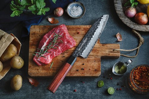 Meat 'n' Great "Carbonstahl" Santoku - grillstir.comMeat 'n' Great "Carbonstahl" SantokuMeat 'n' Greatgrillstir.comB - 500214068097500212