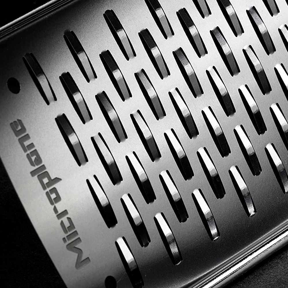 Microplane Mittelgroße Schneide, Professional Serie - grillstir.comMicroplane Mittelgroße Schneide, Professional SerieMicroplanegrillstir.com380020098399380025