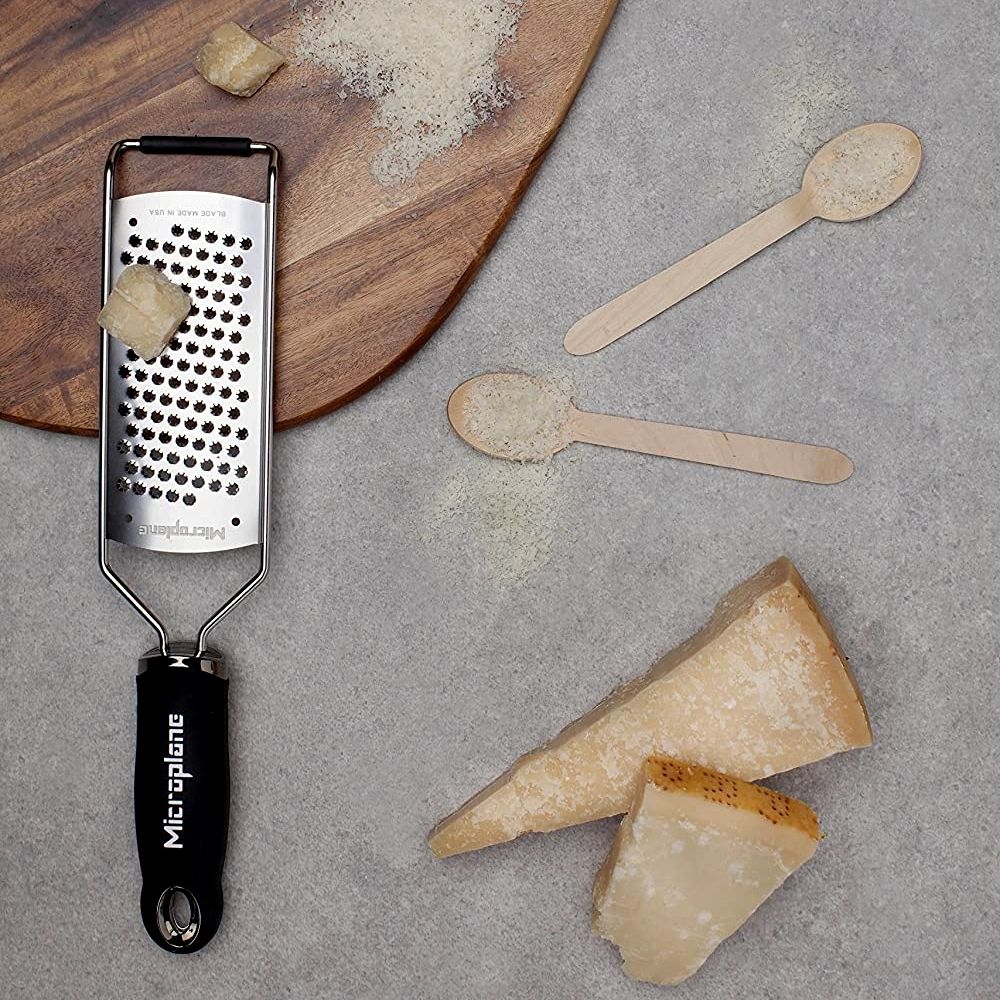 Microplane Sternenklinge, Schwarz Gourmet Serie - grillstir.comMicroplane Sternenklinge, Schwarz Gourmet SerieMicroplanegrillstir.com45009