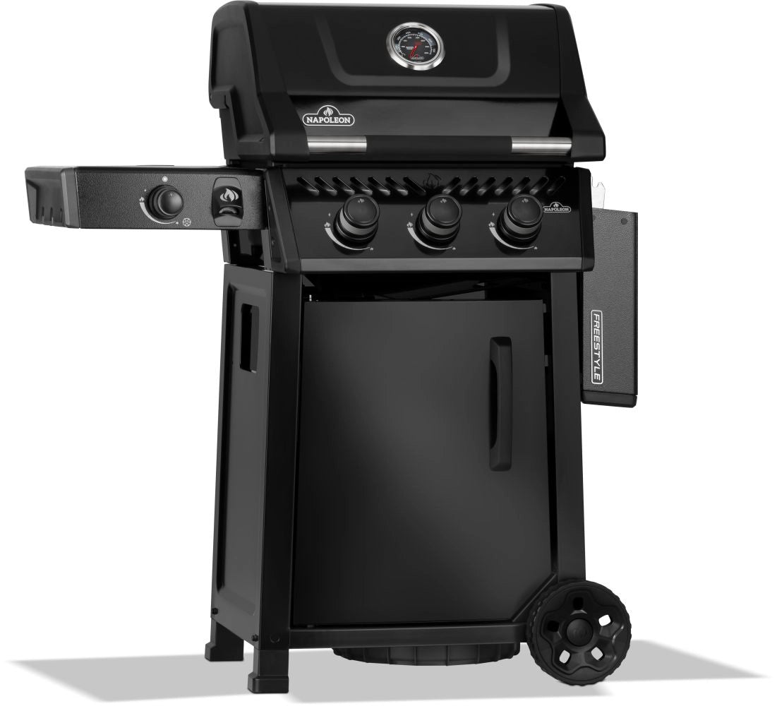 Napoleon Freestyle 365, 3 Hauptbrenner Seitenbrenner und Tür, schwarz | 2026 - grillstir.comNapoleon Freestyle 365, 3 Hauptbrenner Seitenbrenner und Tür, schwarz | 2026GrillNapoleongrillstir.com