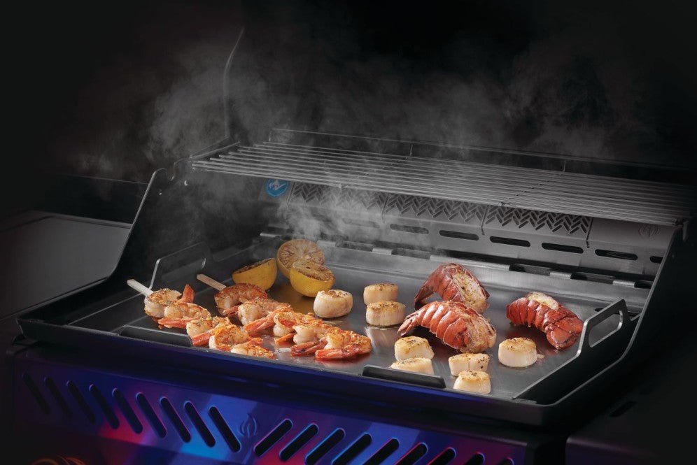Napoleon Full Size Edelstahl Plancha für Rogue 525,625, Prestige & Prestige Pro - grillstir.comNapoleon Full Size Edelstahl Plancha für Rogue 525,625, Prestige & Prestige ProNapoleongrillstir.com