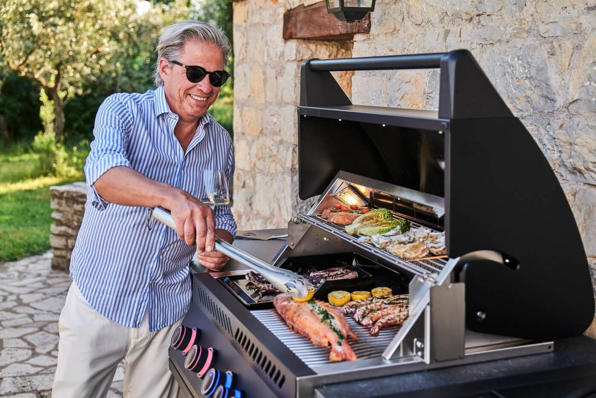 Napoleon OASIS 105 Outdoor - Küche mit 32 - Zoll - Einbaugrill der 700er - Serie - grillstir.comNapoleon OASIS 105 Outdoor - Küche mit 32 - Zoll - Einbaugrill der 700er - SerieNapoleongrillstir.com