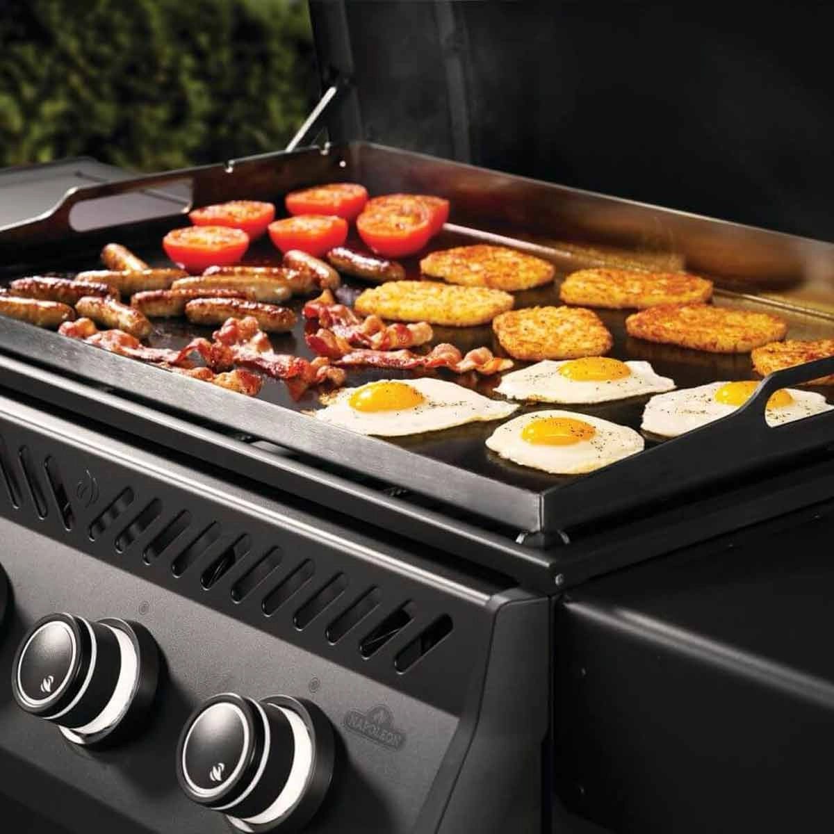Napoleon Phantom Rogue Pro 30 Inch Griddle Plancha - grillstir.comNapoleon Phantom Rogue Pro 30 Inch Griddle PlanchaPlanchagrillNapoleongrillstir.com