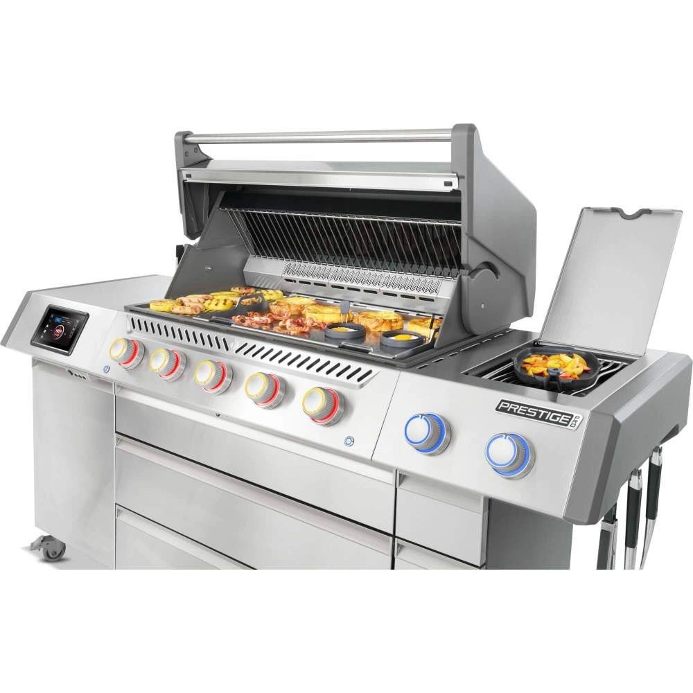 Napoleon Prestige PRO 665 Connected Gasgrill inkl. Drehspieß & elektrischer Räucherbox - grillstir.comNapoleon Prestige PRO 665 Connected Gasgrill inkl. Drehspieß & elektrischer RäucherboxNapoleongrillstir.com