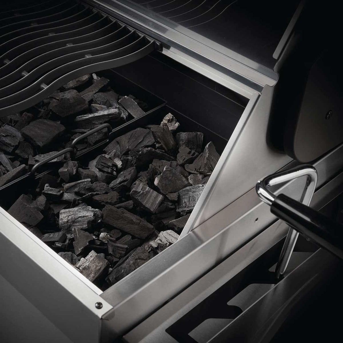 Napoleon PRO 605 Holzkohlegrill, Edelstahl - grillstir.comNapoleon PRO 605 Holzkohlegrill, EdelstahlNapoleongrillstir.comPRO605CSS0629162117861