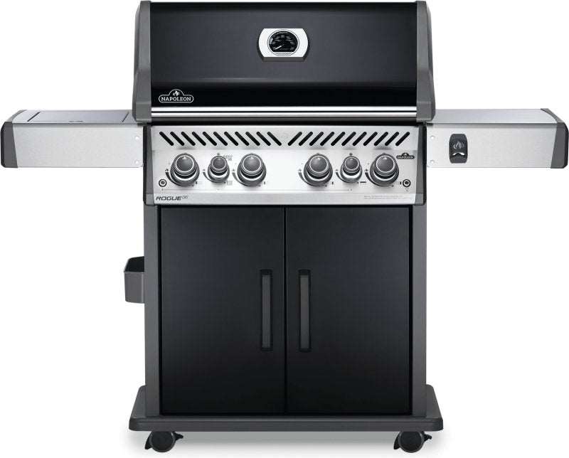 Napoleon Rogue SE 525 Vorteilsbundle mit Abdeckhaube, Babossa Hitzeschild und Edelstahlrost für Sizzle Zone - grillstir.comNapoleon Rogue SE 525 Vorteilsbundle mit Abdeckhaube, Babossa Hitzeschild und Edelstahlrost für Sizzle ZoneNapoleongrillstir.comRSE525RSIBPK - 1 - DE - A_61527_S83012_525