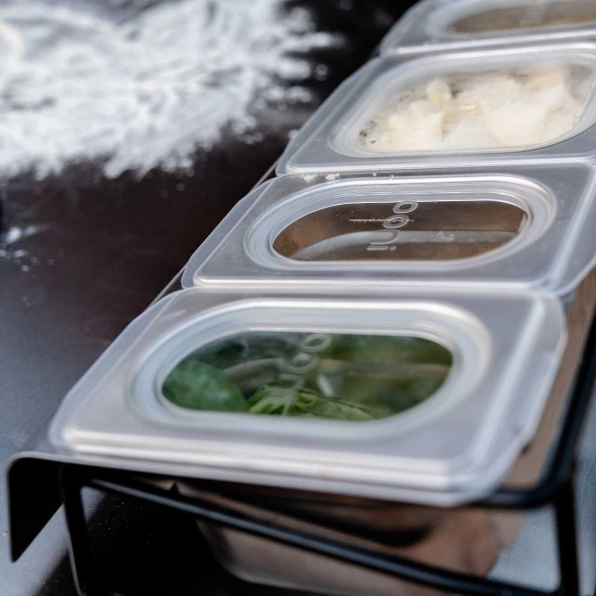 Ooni Pizzabelag - Container - klein - grillstir.comOoni Pizzabelag - Container - kleinOonigrillstir.comUU - P0D3002500003167864