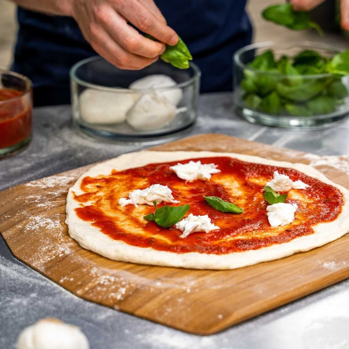 Ooni Pizzaschieber & Servierbrett - 30 cm - grillstir.comOoni Pizzaschieber & Servierbrett - 30 cmOonigrillstir.comUU - P082005060568341590