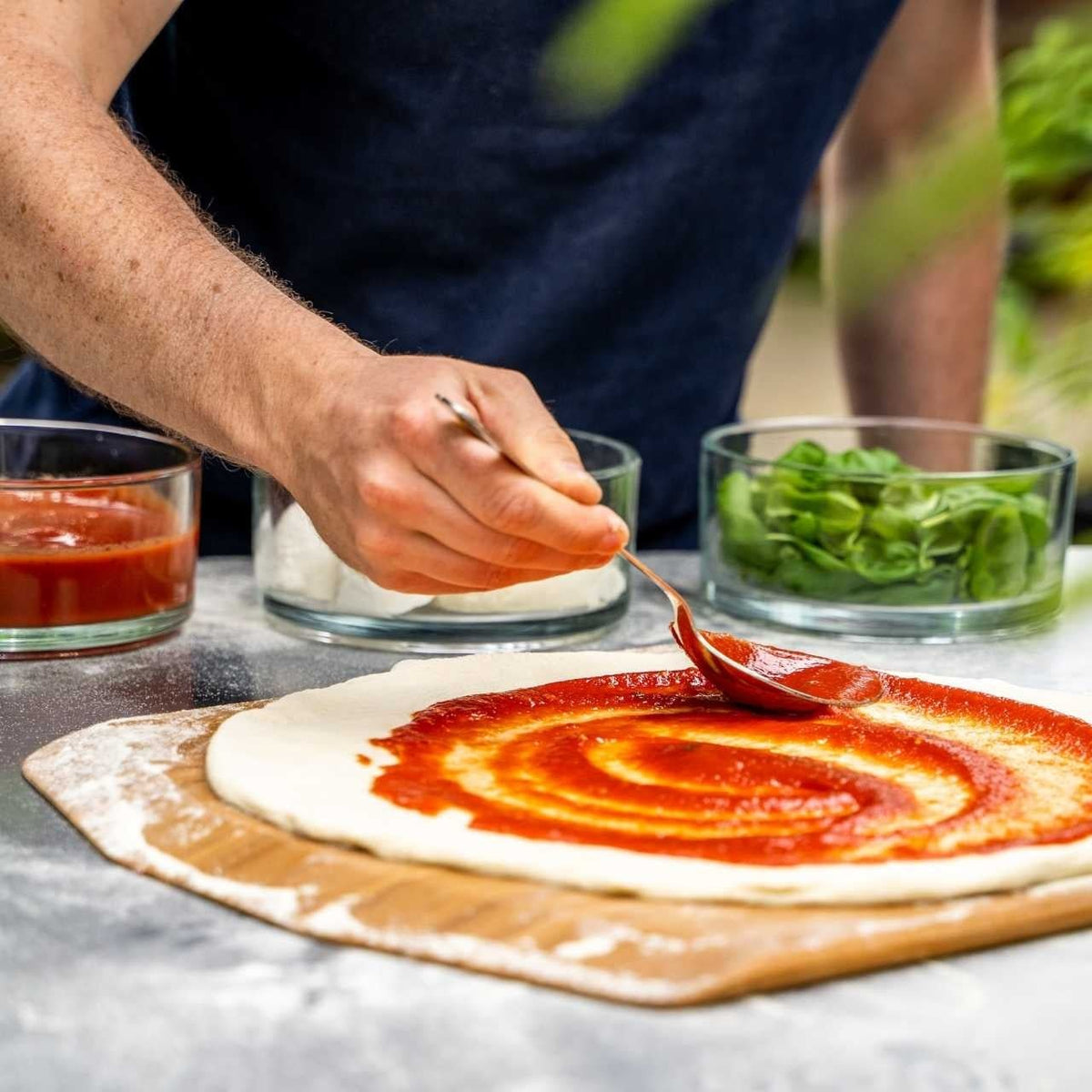 Ooni Pizzaschieber & Servierbrett - 30 cm - grillstir.comOoni Pizzaschieber & Servierbrett - 30 cmOonigrillstir.comUU - P082005060568341590
