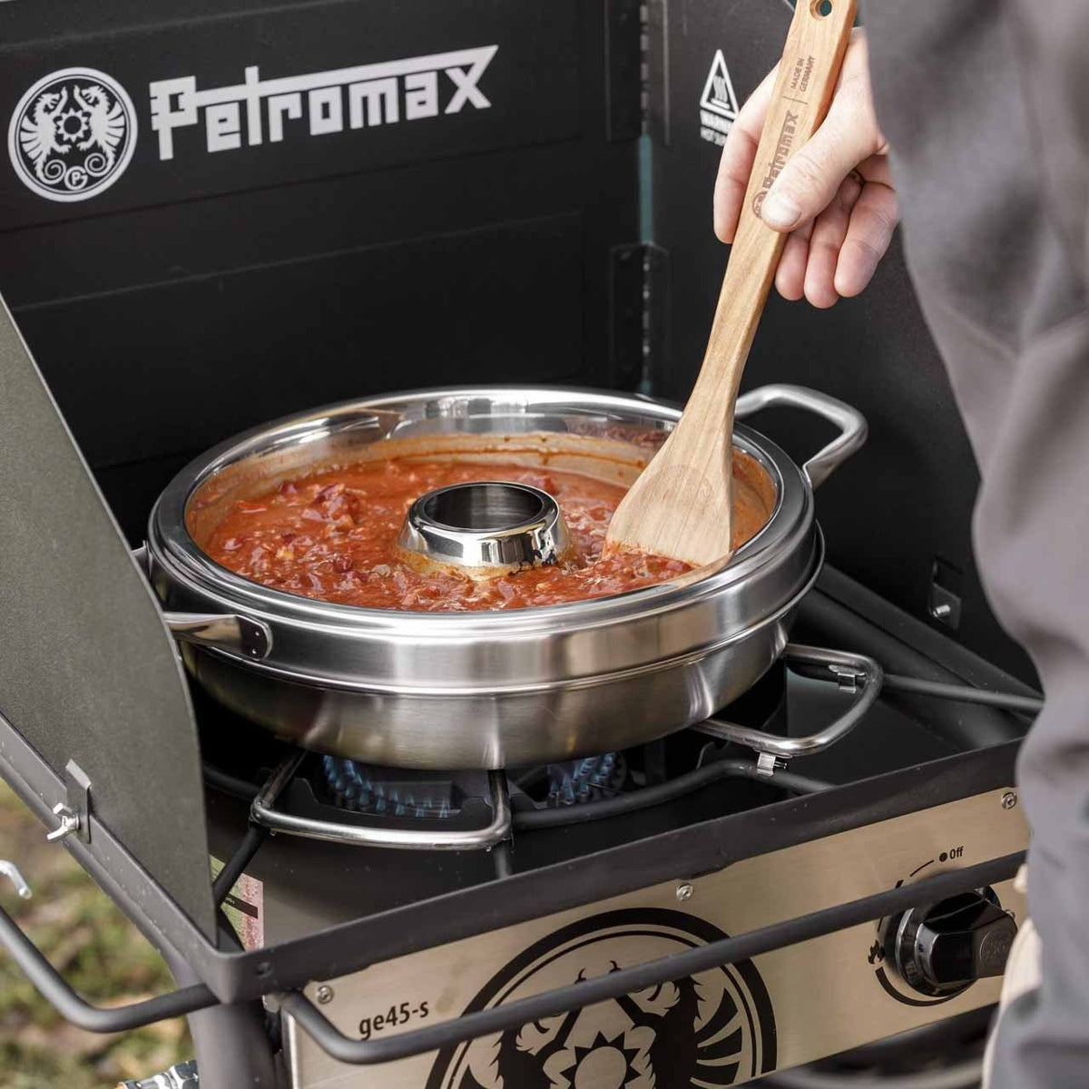 Petromax Camping Backofen - grillstir.comPetromax Camping BackofenPetromaxgrillstir.comcamp - oven4250435790823