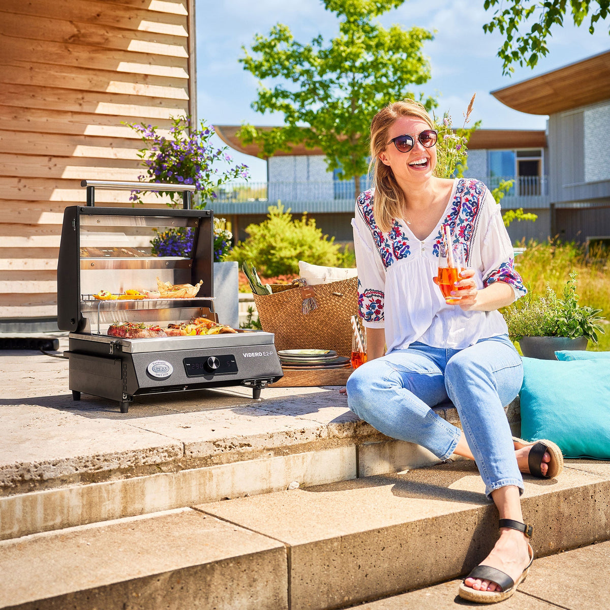 Rösle Elektrogrill BBQ - Portable Videro E2 - P - grillstir.comRösle Elektrogrill BBQ - Portable Videro E2 - PRöslegrillstir.com255824004293255822
