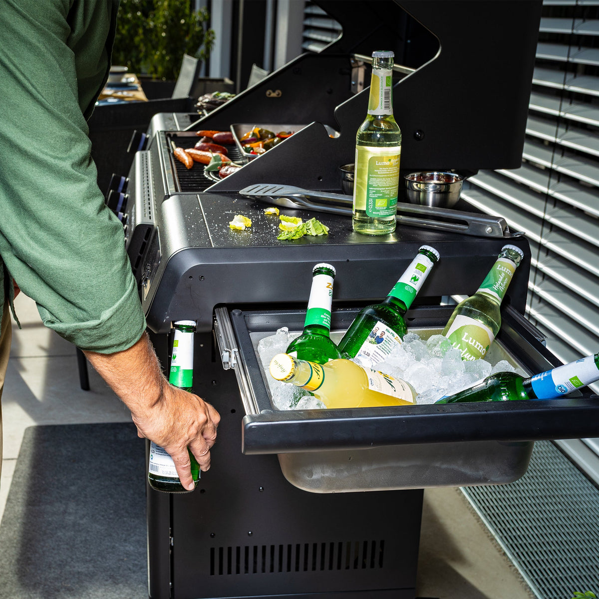 Rösle Epicflame Pro 4 | Neuestes Modell - grillstir.comRösle Epicflame Pro 4 | Neuestes ModellRöslegrillstir.com