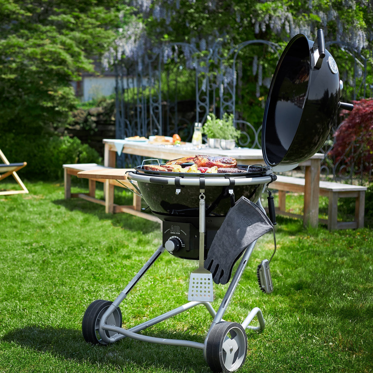 Rösle Holzkohle - Kugelgrill No.1 F60 AIR schwarz (Ø 60 cm) - grillstir.comRösle Holzkohle - Kugelgrill No.1 F60 AIR schwarz (Ø 60 cm)Röslegrillstir.com250064004293250063