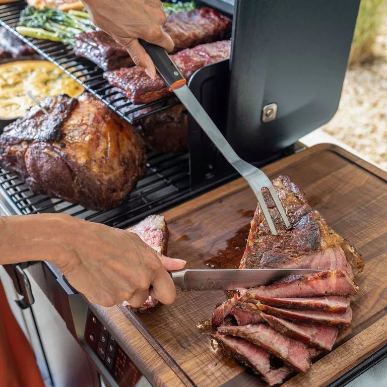 Traeger Fleischgabel - grillstir.comTraeger FleischgabelTraegergrillstir.com
