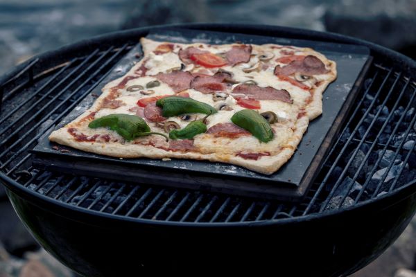 Pizzastein für den Grill - grillstir.com