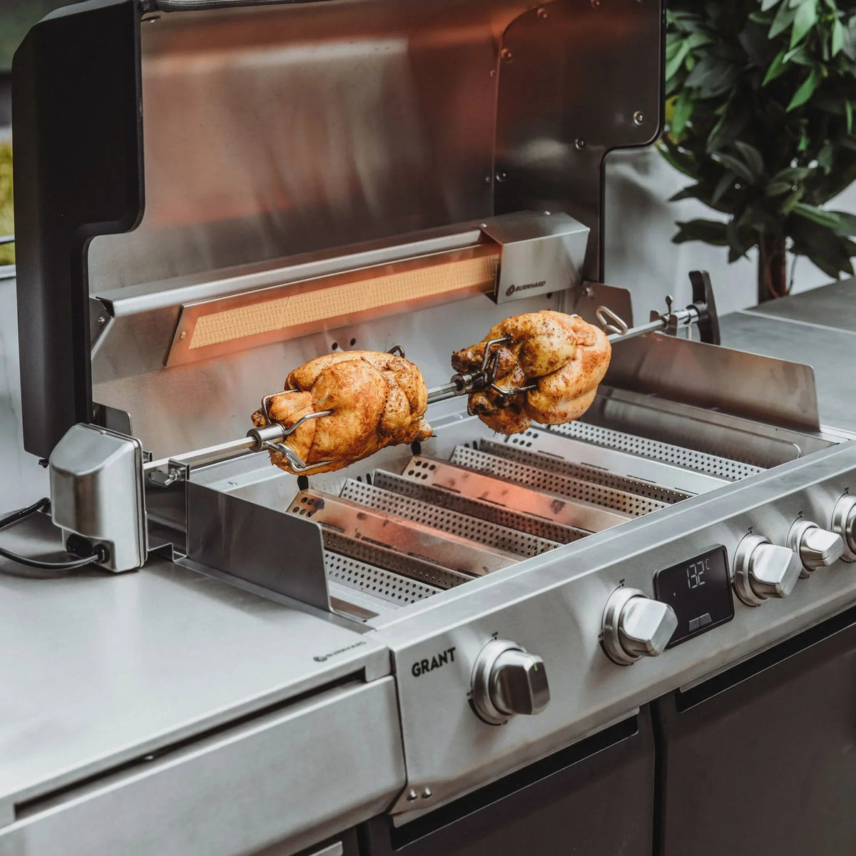 Burnhard Drehspieß GRANT - grillstir.comBurnhard Drehspieß GRANTBurnhardgrillstir.com