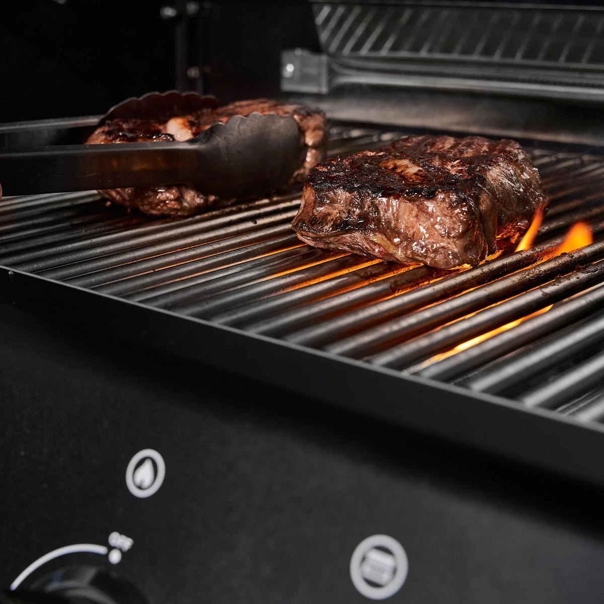 Burnhard EARL Premium - Gasgrill 3 - Brenner Black Edition mit Gusseisenrost - grillstir.comBurnhard EARL Premium - Gasgrill 3 - Brenner Black Edition mit GusseisenrostGrillBurnhardgrillstir.com