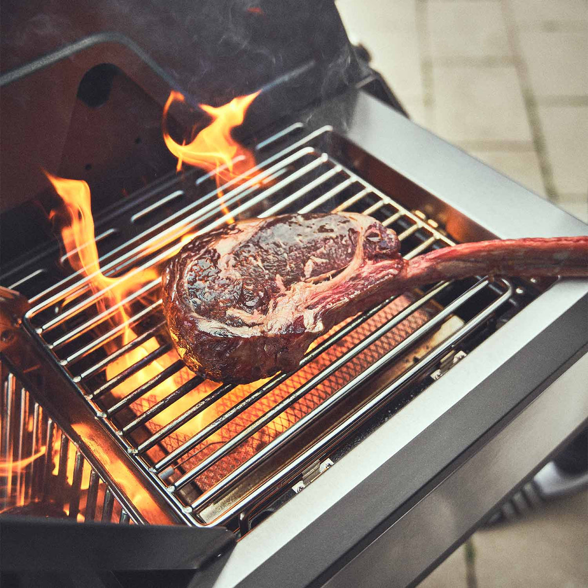Burnhard EARL Premium - Gasgrill 3 - Brenner Edelstahl mit Gusseisenrost - grillstir.comBurnhard EARL Premium - Gasgrill 3 - Brenner Edelstahl mit GusseisenrostGrillBurnhardgrillstir.com