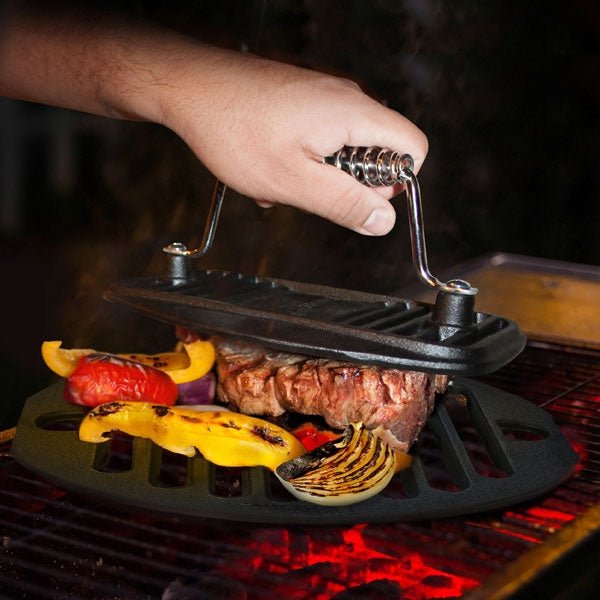 Jim Beam Gusseisernes Grillrost 5 in 1 Set - grillstir.comJim Beam Gusseisernes Grillrost 5 in 1 SetGrillstargrillstir.comJB701613