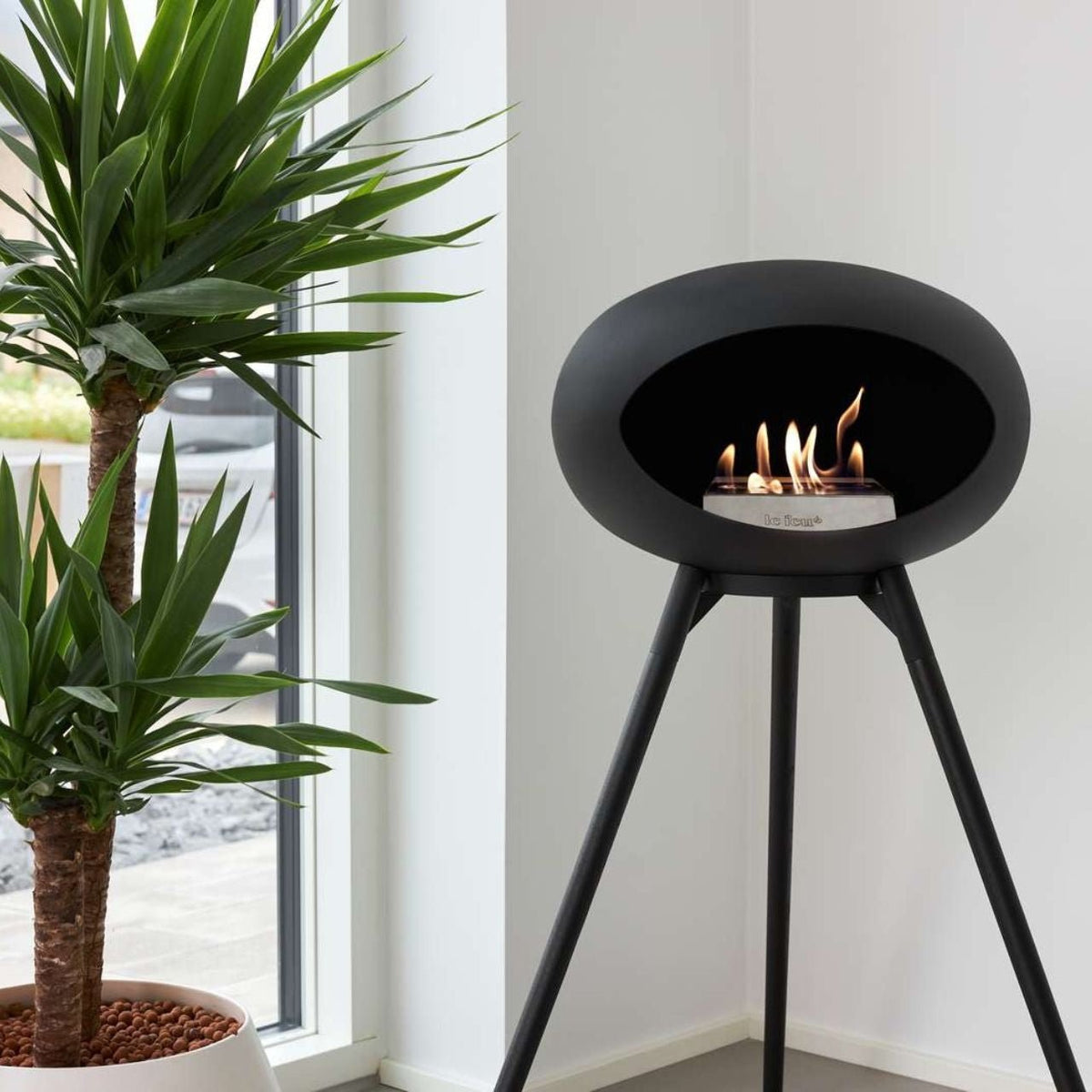 Le Feu Ground High, Black Black - grillstir.comLe Feu Ground High, Black BlackLe Feugrillstir.com8001045713958001047