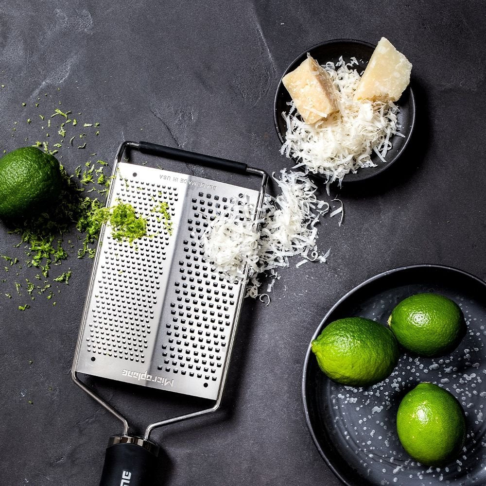 Microplane Doppelreibe, Schwarz, Gourmet Serie - grillstir.comMicroplane Doppelreibe, Schwarz, Gourmet SerieMicroplanegrillstir.com45022