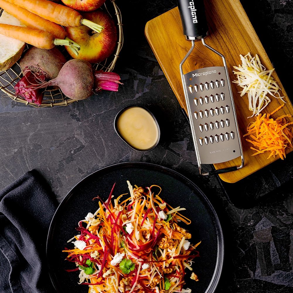 Microplane Feine Juliennereibe, Gourmet Serie - grillstir.comMicroplane Feine Juliennereibe, Gourmet SerieMicroplanegrillstir.com45003