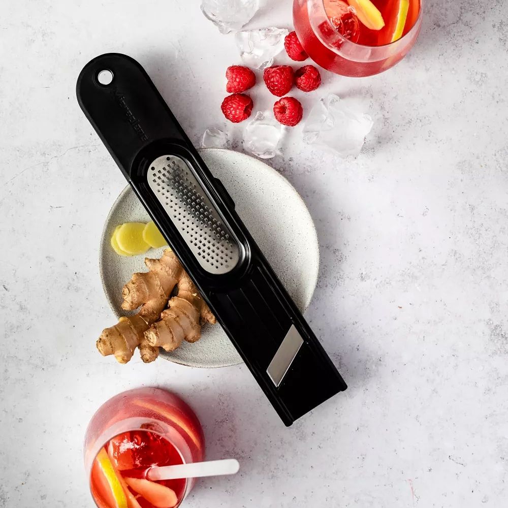 Microplane Ingwer - Reibe, 3in1 Schwarz - grillstir.comMicroplane Ingwer - Reibe, 3in1 SchwarzMicroplanegrillstir.com48010