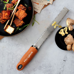 Microplane Premium Zester - Reibe, Zimt Orange - grillstir.comMicroplane Premium Zester - Reibe, Zimt OrangeMicroplanegrillstir.com46823