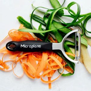 Microplane Profi Y Schäler - grillstir.comMicroplane Profi Y SchälerMicroplanegrillstir.com48081