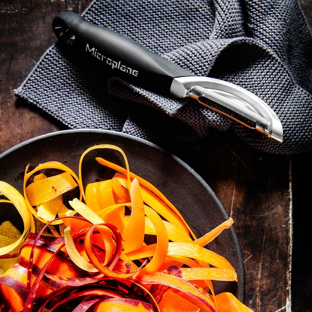 Microplane Profischäler - grillstir.comMicroplane ProfischälerMicroplanegrillstir.com48091