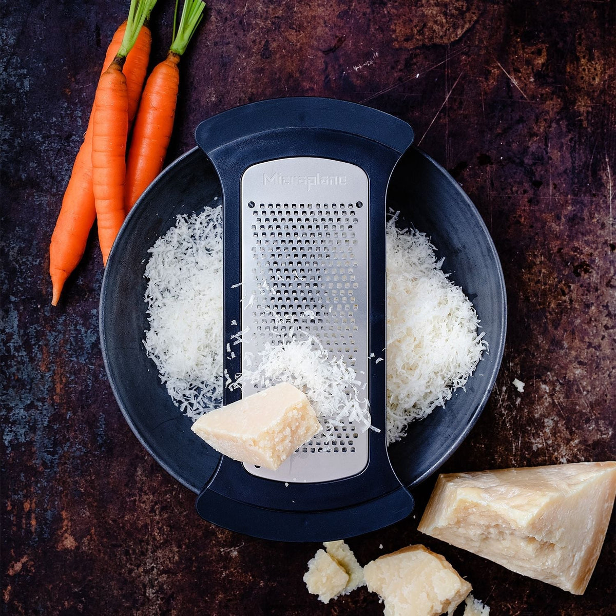 Microplane Schüsselreibe Fein - grillstir.comMicroplane Schüsselreibe FeinMicroplanegrillstir.com41004E
