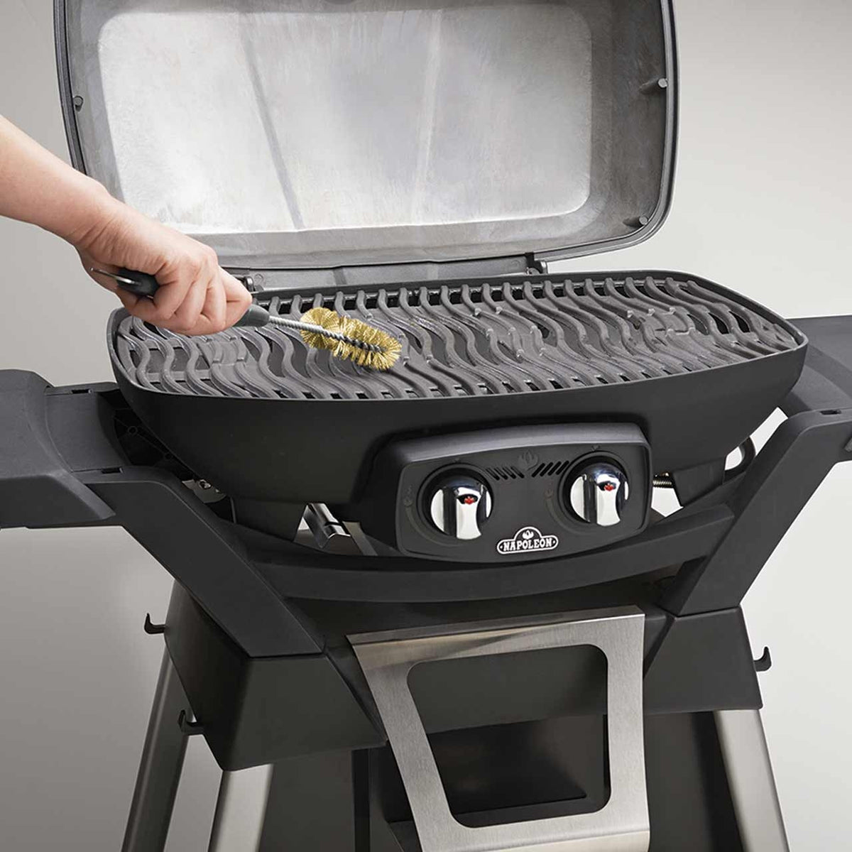 Napoleon 3seitige Grillbürste mit Messingbürsten, TravelQ™ - Serie - grillstir.comNapoleon 3seitige Grillbürste mit Messingbürsten, TravelQ™ - SerieNapoleongrillstir.com620120629162620125