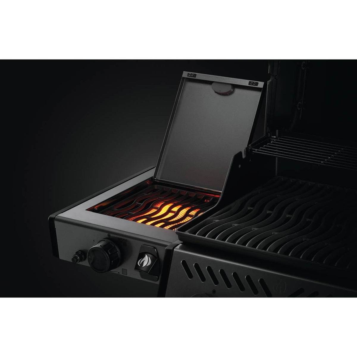 Napoleon Freestyle 425, 4 Hauptbrenner, mit Sizzle Zone & Tür, Graphit - grillstir.comNapoleon Freestyle 425, 4 Hauptbrenner, mit Sizzle Zone & Tür, GraphitNapoleongrillstir.comF425DSIBPGT - DE0629162146397