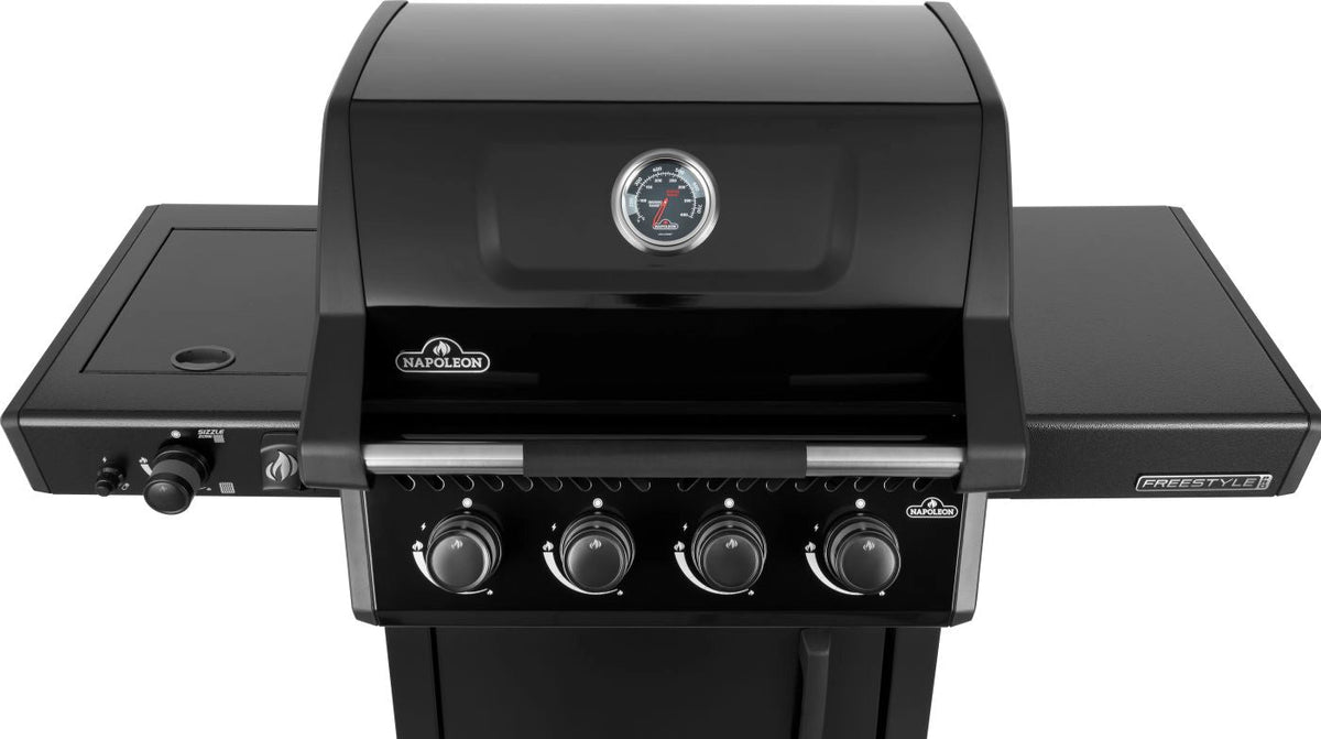 Napoleon Freestyle PRO 425, 4 Hauptbrenner, SIZZLE ZONE und Tür, schwarz | 2026 - grillstir.comNapoleon Freestyle PRO 425, 4 Hauptbrenner, SIZZLE ZONE und Tür, schwarz | 2026Napoleongrillstir.com