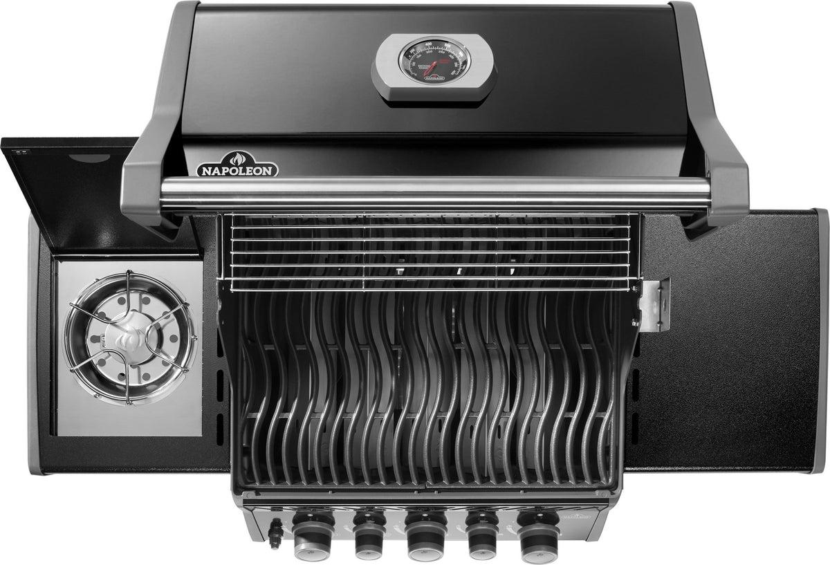 Napoleon Rogue 425, mit Heck - & Seitenbrenner inkl. Drehspieß (neustes Modell) - grillstir.comNapoleon Rogue 425, mit Heck - & Seitenbrenner inkl. Drehspieß (neustes Modell)Napoleongrillstir.comRB425RSBPK - 2 - DE - R0629162151810
