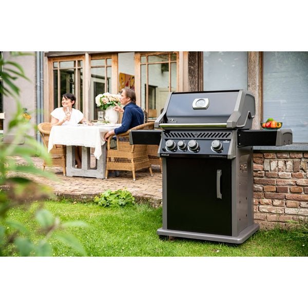 Napoleon Rogue XT 425, Schwarz - grillstir.comNapoleon Rogue XT 425, SchwarzNapoleongrillstir.comRXT425SIBPK - 1 - DE0629162135155