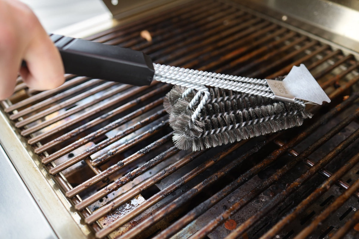 Otto Wilde Grillbürste, Edelstahl - grillstir.comOtto Wilde Grillbürste, EdelstahlOtto Wildegrillstir.com4200524260630450781