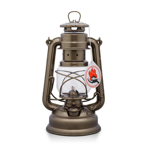 Petromax Feuerhand Sturmlaterne 276, Bronze - grillstir.comPetromax Feuerhand Sturmlaterne 276, BronzePetromaxgrillstir.com276 - bronze4250435701522