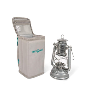 Petromax Feuerhand Transporttasche für Sturmlaterne 276 - grillstir.comPetromax Feuerhand Transporttasche für Sturmlaterne 276Petromaxgrillstir.comta - 2764250435703410
