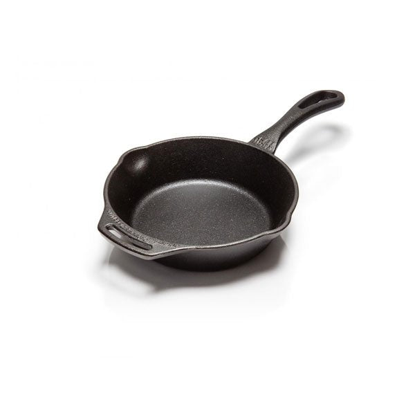 Petromax Feuerpfanne fp20 mit Stiel - grillstir.comPetromax Feuerpfanne fp20 mit StielPetromaxgrillstir.comptfp20 - t4250435730553