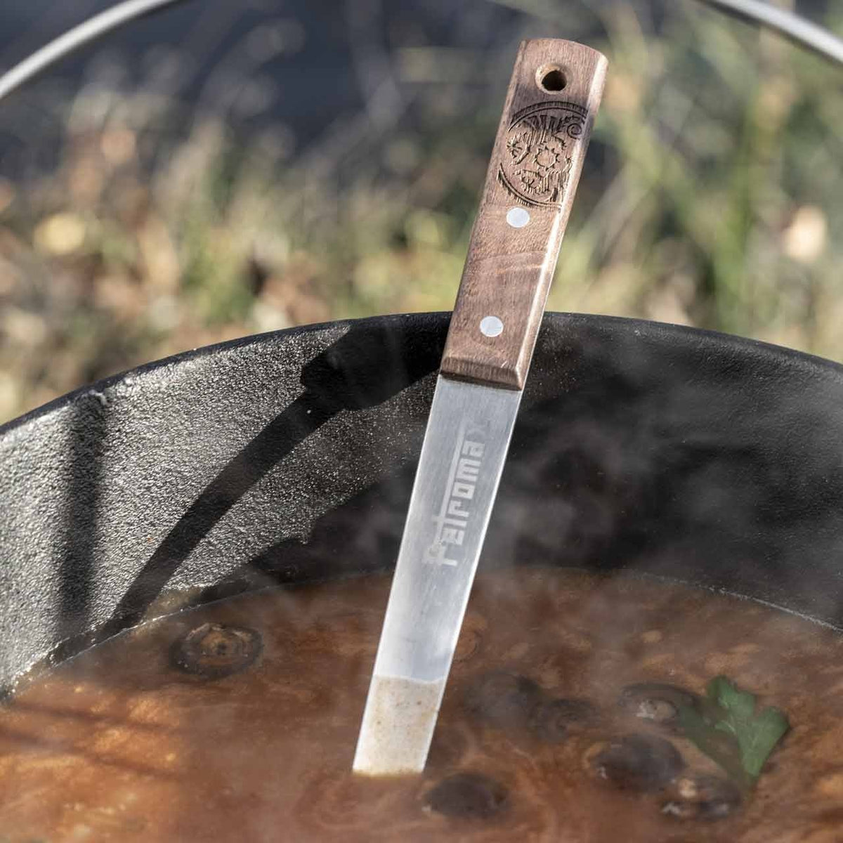 Petromax Schöpfkelle mit Walnussholzgriff, 30 cm - grillstir.comPetromax Schöpfkelle mit Walnussholzgriff, 30 cmPetromaxgrillstir.comptladle304250435770917