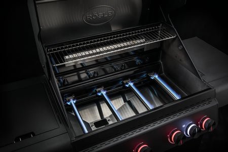 Rösle BBQ Station AllFlame Hero 4 Brenner Gasgrill – 50mbar - grillstir.comRösle BBQ Station AllFlame Hero 4 Brenner Gasgrill – 50mbarGrillRöslegrillstir.com